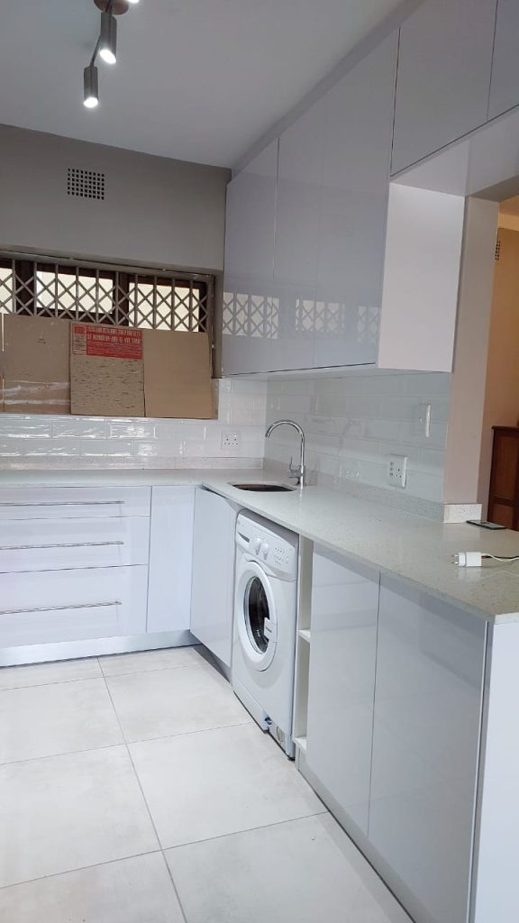 Cheap Kitchen Cupboards: How to Save Without Regretting It Later